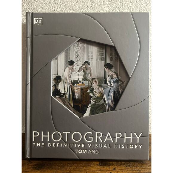"Photography: The Definitive Visual History" Book by Tom Ang, published by DK. - Picture 1 of 8
